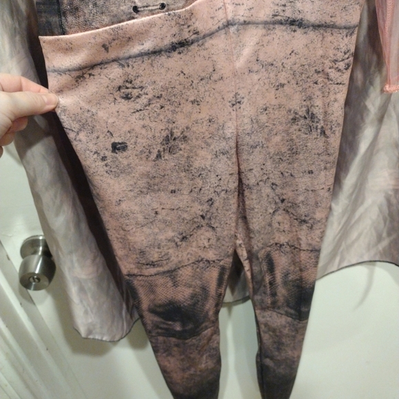 Disney Descendants 3 Girl's Audrey Costume Size 10-12 Halloween Dress Up Cosplay - Picture 5 of 8